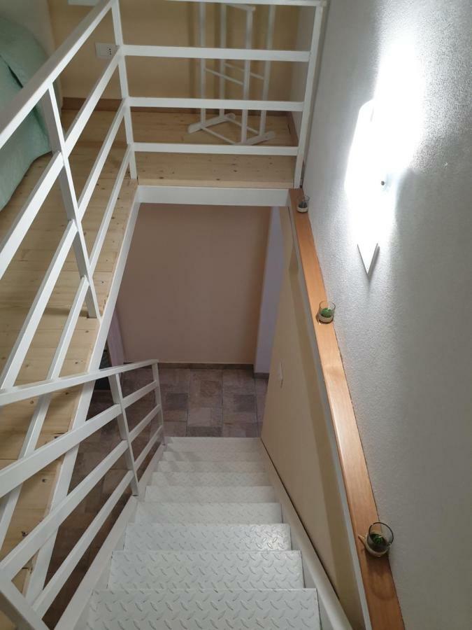 דירות סירקוזה La Petite Maison מראה חיצוני תמונה