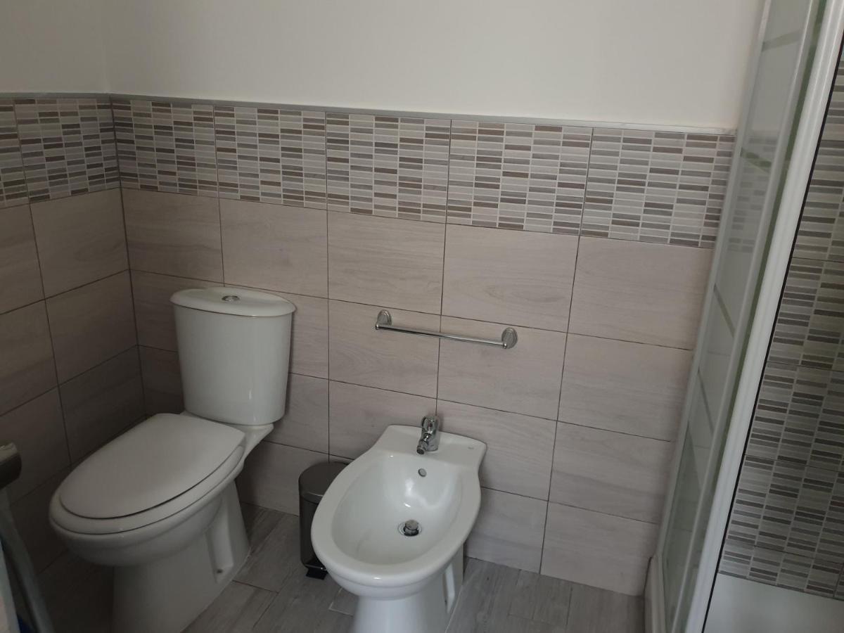 דירות סירקוזה La Petite Maison מראה חיצוני תמונה